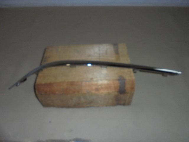 BMW_7er_Stossleiste_unten_links_G11_G12_51117362695_6_