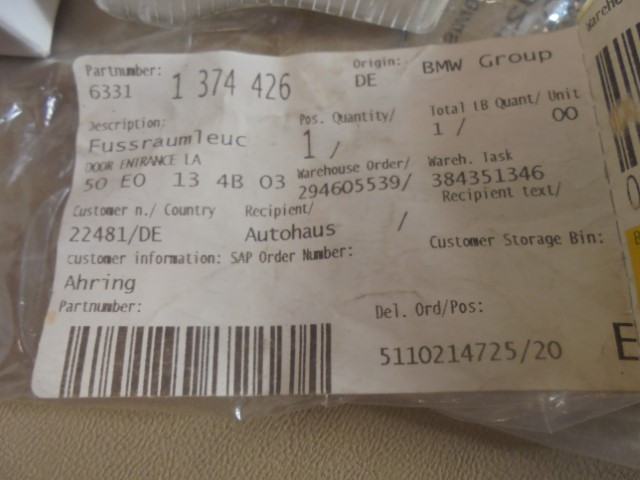 BMW_Fussraumleuchte_vorne_rechts_E32_4_