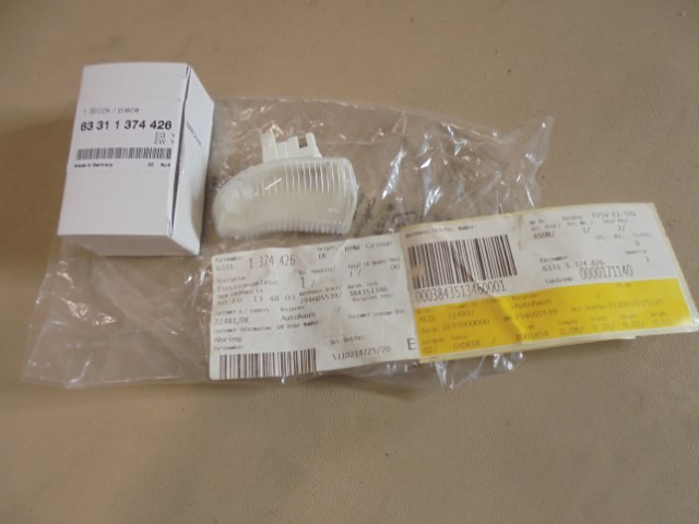 BMW_Fussraumleuchte_vorne_rechts_E32_6_