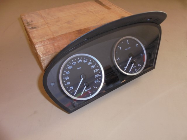 BMW_Instrumentenkombination_uncodiert_Teilenummer_62_11_6_974_576_7_