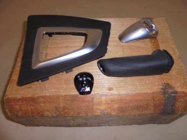 BMW_M_Performance_Interieur_Kit_M2_F87_Automatik_BMW_2er_M2_F87_3_