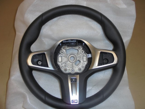 BMW_M_Performance_Lenkrad_1er_F40_2er_F44_3er_G20_G21_4er_G22_G23_Z4_G29_2_