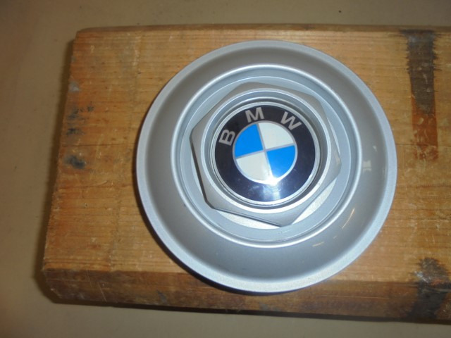BMW_Radkappe_Nabenabdeckung_E31_36131179985_2_