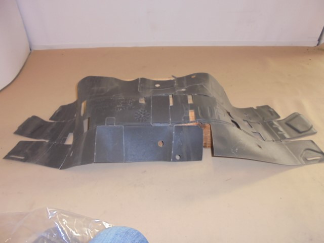 BMW_Schallisolierung_Quertr_ger_Gep_ckraum_F39_F20_F44_F45_F46_F48_F54_F60_51487298609_1_