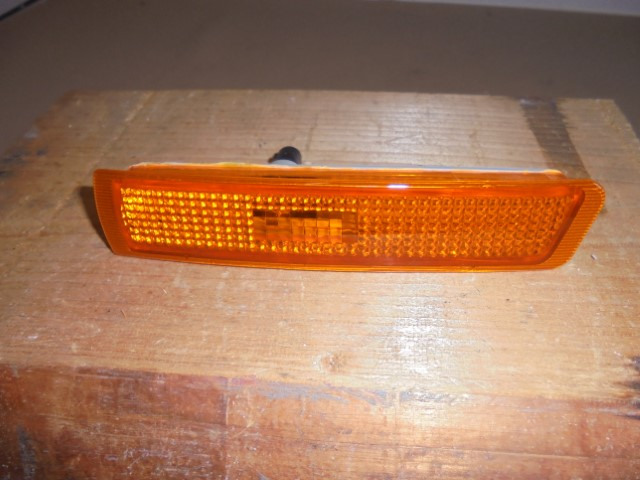 BMW_Seitenmarkierungsleuchte_links_63148389695_2_