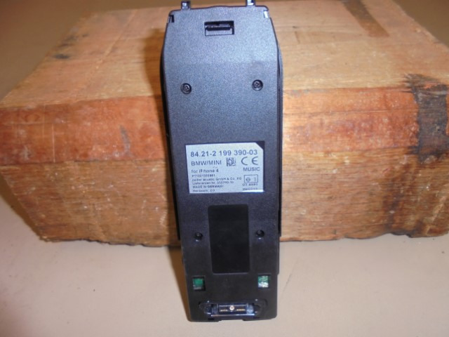 BMW_Snap_In_Adapter_Music_IPHONE_4S_MINI_IPHONE_4S_MINI_84212199390_2_