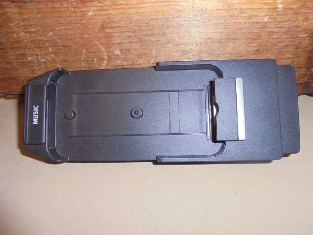 BMW_Snap_In_Adapter_Music_IPHONE_4S_MINI_IPHONE_4S_MINI_84212199390_4_