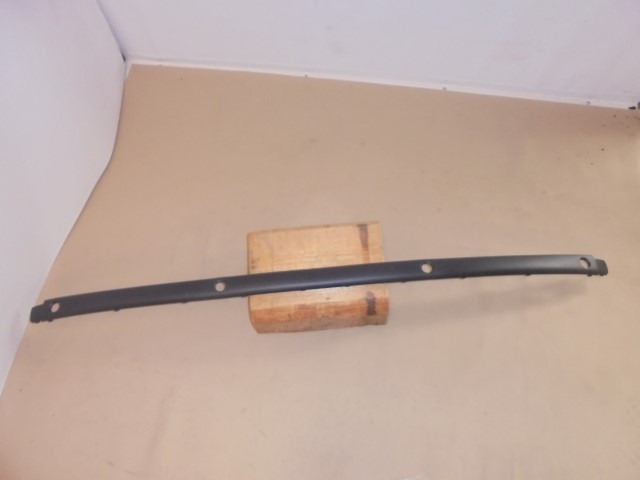 BMW_Stossleiste_Stossf_nger_hinten_Mitte_E46_BMW_3er_Touring_51127030606_1_