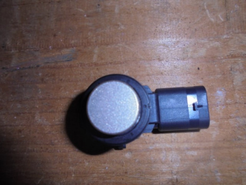 BMW_Ultraschallsensor_Orionsilber_F20_F21_F22_F23_F30_F31_F32_F33_3_