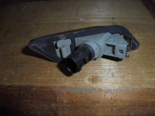 BMW_Z3_Zusatzblinkleuchte_rechts_63132493614_4_