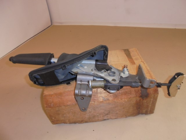 Handbremshebel_BMW_E90_E91_2_