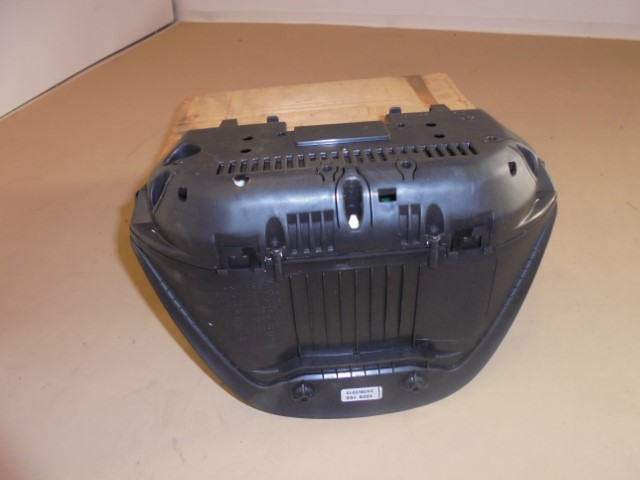 Kombiinstrument_Tacho_Drehzahlmesser_BMW_1er_116d_F21_5_