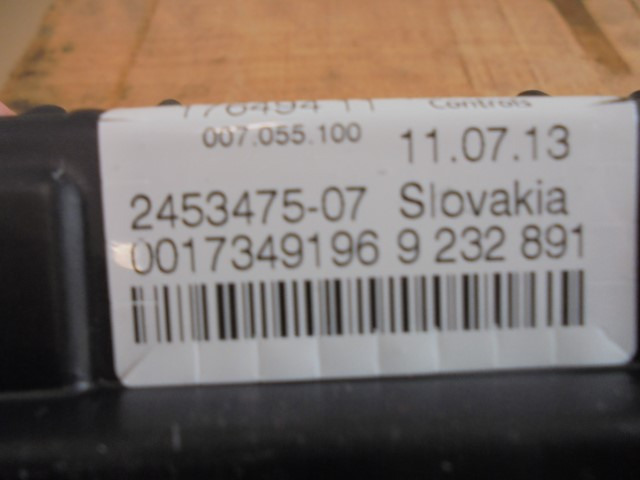 Kombiinstrument_Tacho_Drehzahlmesser_BMW_1er_116d_F21_9_