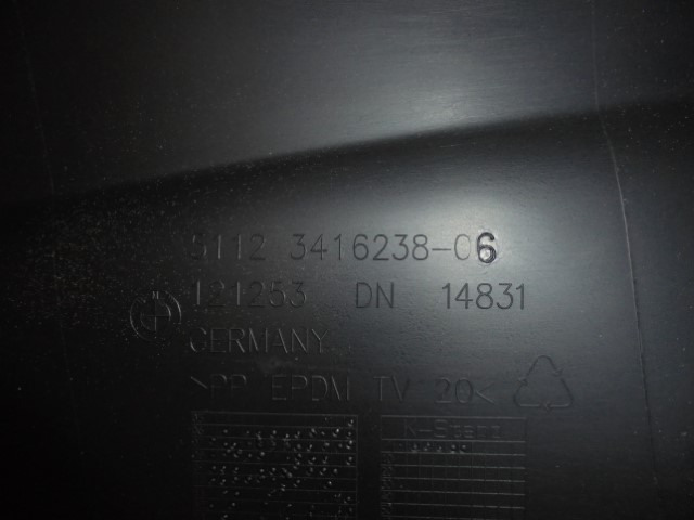 Original_Blende_BMW_X3_Serie_E83_Modellpflege_rechts_51123416238_5_