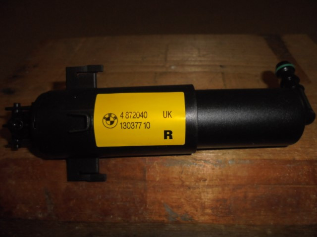 Scheinwerferspritzd_se_rechts_BMW_3er_3_