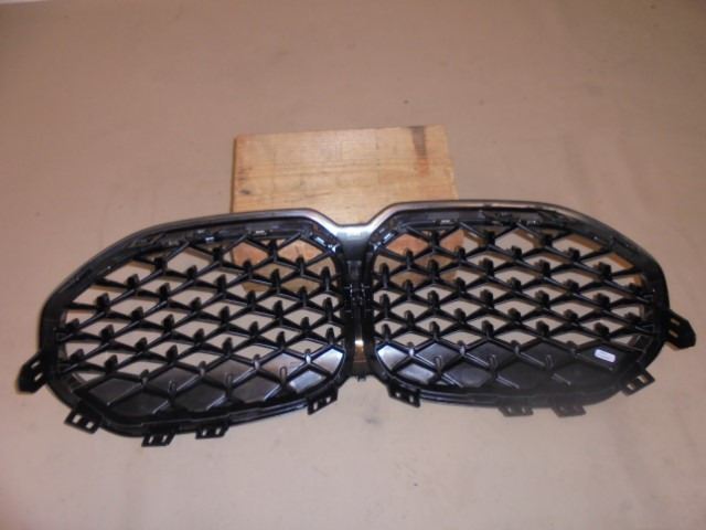 BMW_1er_F20_LCI_5-T_rer_Ziergitter_Front_F20_51138080490_3_