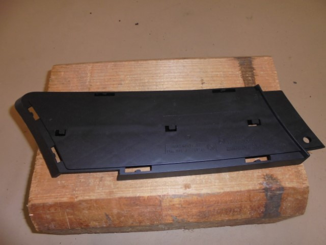 BMW_3er_Gitter_geschlossen_links_E90_E91_51117178993_2_