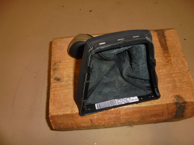 BMW_5er_Schaltknopf_Leder_mit_Abdeckung6-Gang_F10_F11_25117599516_1_