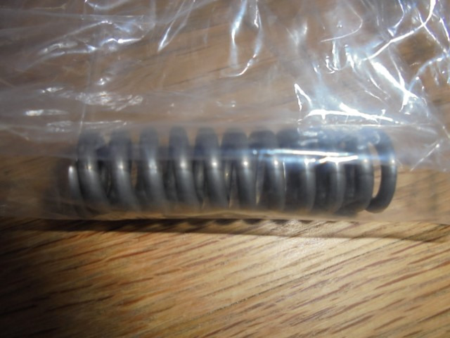 BMW_Druckfeder_E31_E34_E36_E38_E39_E46_E52_23111222720_2_