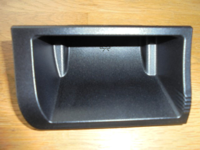 BMW_Einsatz_Ablagefach_F10_F11_51169213655_2_