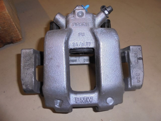 BMW_F36_Grand_Coup_430d_Bremssattelgeh_use_und_Bremstr_ger_vorne_rechts_und_links_1_