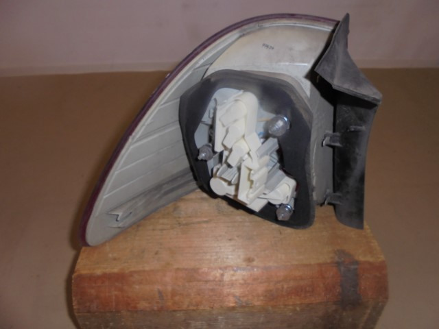 BMW_Heckleuchte_3er_E91_LCI_Touring_Seitenwand_rechts_63217289432_4_