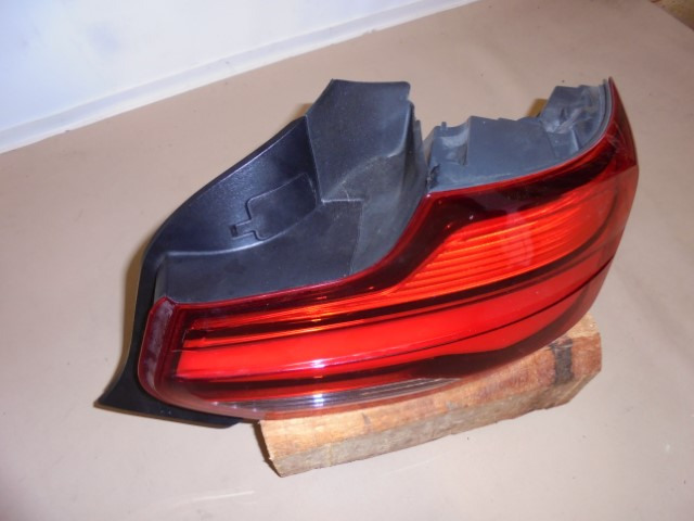 BMW_Heckleuchte_LED_rechts_F22_F23_F87N_63219491592_3_