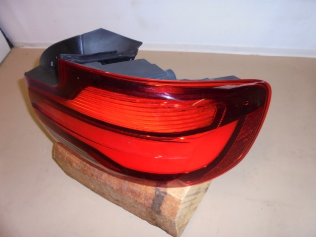 BMW_Heckleuchte_LED_rechts_F22_F23_F87N_63219491592_4_
