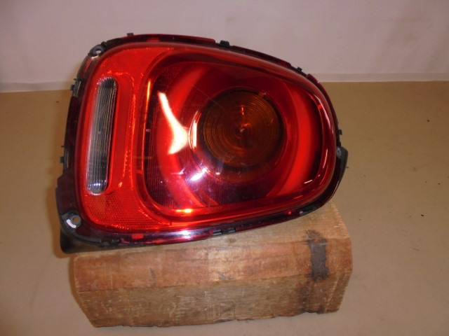 BMW_MINI_Heckleuchte_links_F55_F56_F56E_F57_63217297413_2_