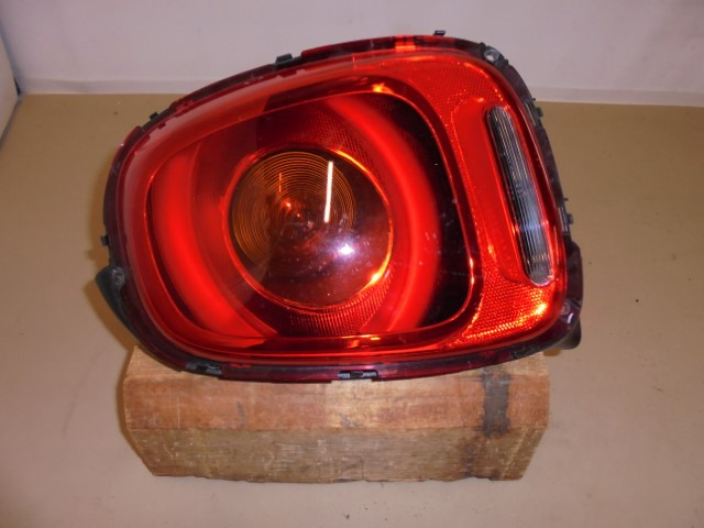 BMW_MINI_Heckleuchte_rechts_F55_F56_F56E_F57_63217297414_1_