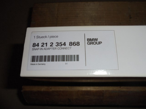 BMW_Snap_in_Adapter_Samsung_Galaxy_S4_Einbauausrichtung_links_84212354868_1_