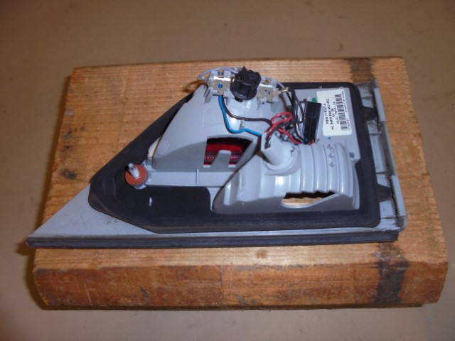 BMW_X3_Heckleuchte_Heckklappe_rechts_E83_63217162214_3_