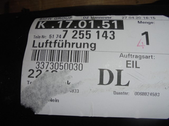 BMW_i3_Luftf_hrung_Mitte_vorn_I01_51747255143_4_