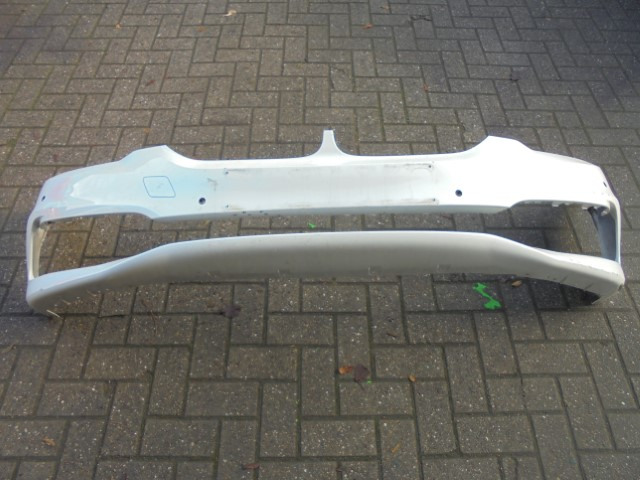 Frontsto_stange_BMW_gebraucht_G30_31_SF_vorne_mineralweiss-metallic_3_