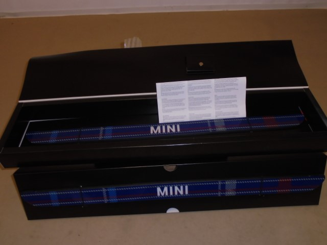 MINI_LED_Einstiegsleisten_F56_F56_BEV_F57_51472357728_1_