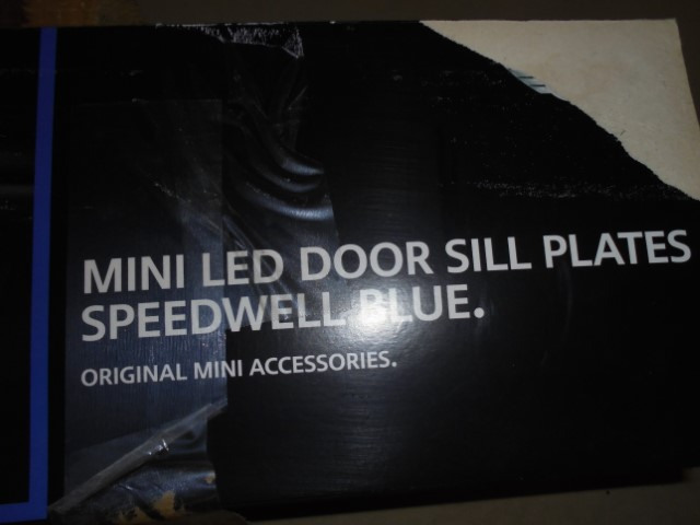 MINI_LED_Einstiegsleisten_F56_F56_BEV_F57_51472357728_4_