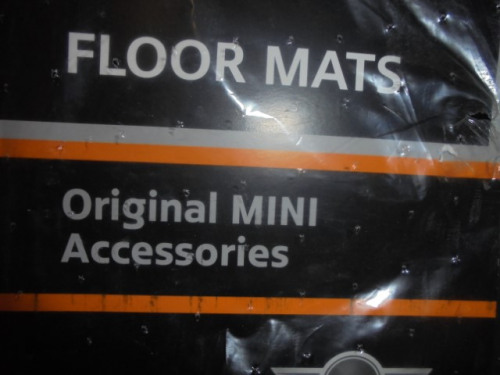 MINI_Satz_Gummimatten_hinten_schwarz_51472239747_4_