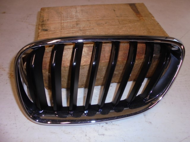 BMW_2er_M_Performance_Frontziergitter_Schwarz_hochglanz_F22_F23_51712336815_8_