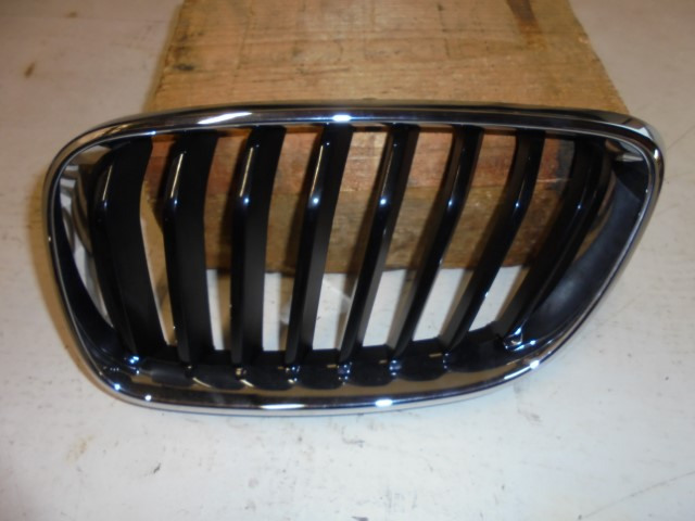 BMW_2er_M_Performance_Frontziergitter_Schwarz_hochglanz_F22_F23_51712336816_2_