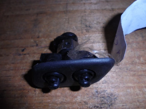 BMW_5er_Spritzd_se_links_E39_61678360661_1_