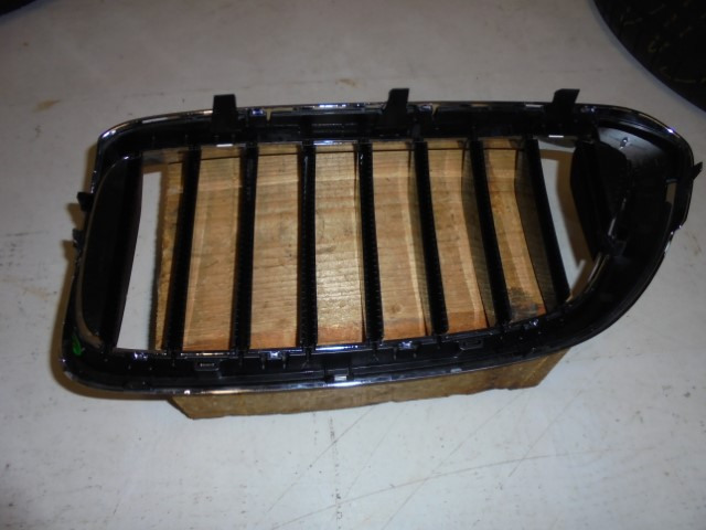 BMW_6er_Coupe_G32_M_Performance_Ziergitter_Frontziergitter_51712445003_1_