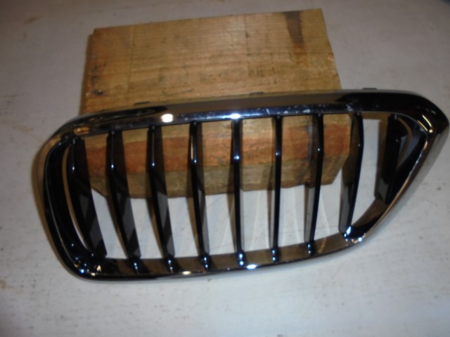 BMW_6er_G32_Coupe_M_Performance_Ziergitter_Frontziergitter_51712445002_2_