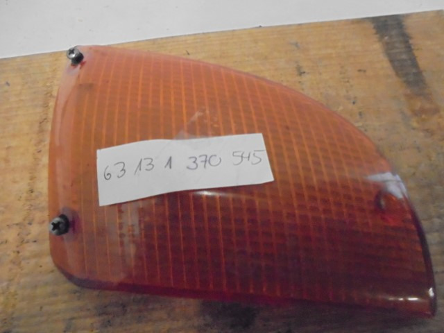 BMW_7er_Lichtscheibe_links_E23_63131370545_2_