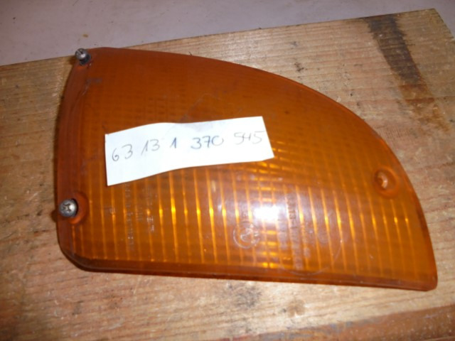 BMW_7er_Lichtscheibe_links_E23_63131370545_4_