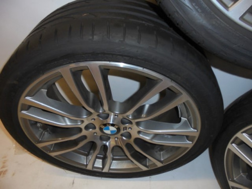 BMW_Alufelgen_M_Sternspeiche_mit_Reifen_1_