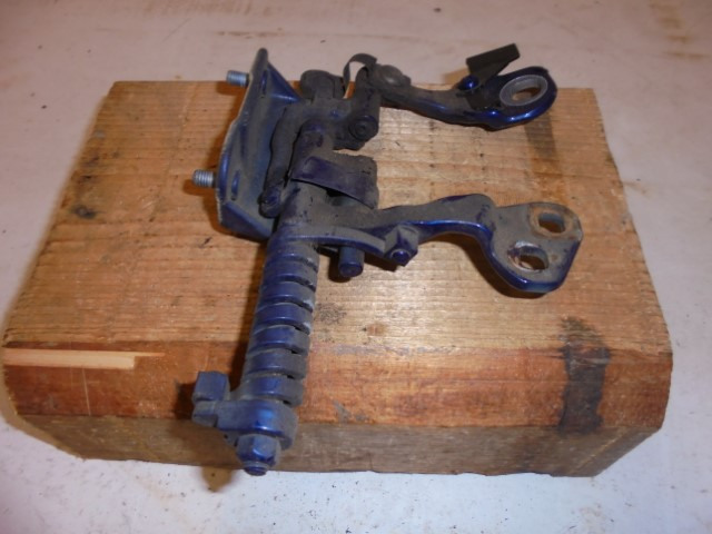 BMW_E91_Scharnier_f_r_die_Heckklappe_rechts_41_62_7_054_050_3_