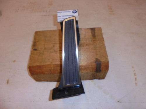 BMW_Edelstahlpedalauflagen_Schaltgetriebe_35000410099_2_