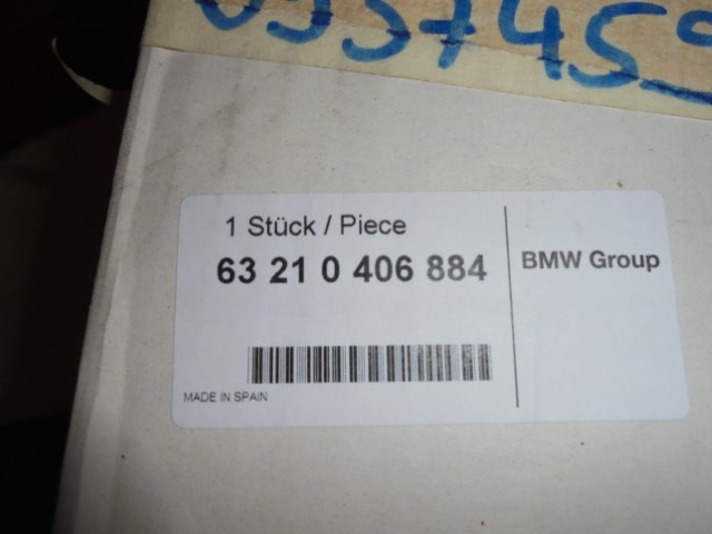 BMW_Heckleuchte_Heckklappe_rechts_E90_63210406884_6_