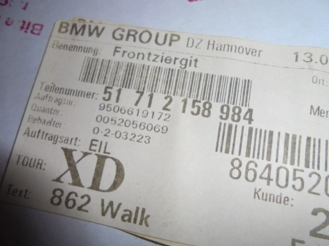BMW_M_Performance_Frontziergitter_Schwarz_3er_E92_E93_ab_Bj_032010_51712158984_4_