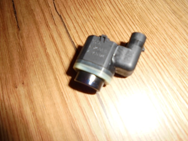 BMW_Ultraschallsensor_Carbon_schwarz_E60_E61_E63_E64_E70_E71_E72_E83_66209142195_1_